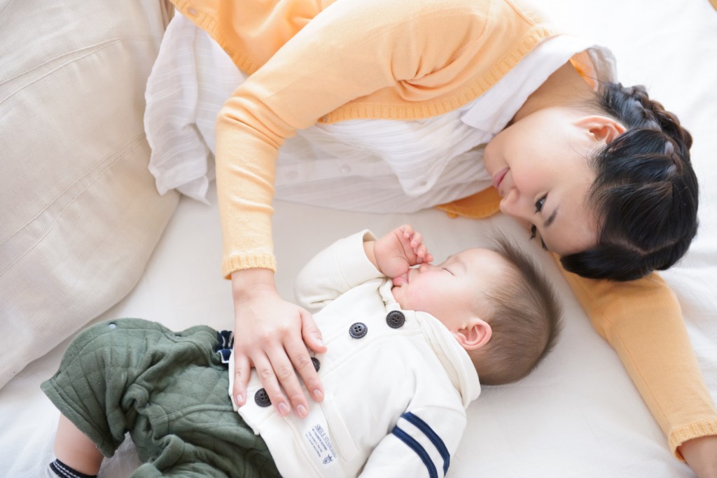 指しゃぶりは何歳までにやめればいい 歯並びに影響が出る前に克服する方法 七田式lab