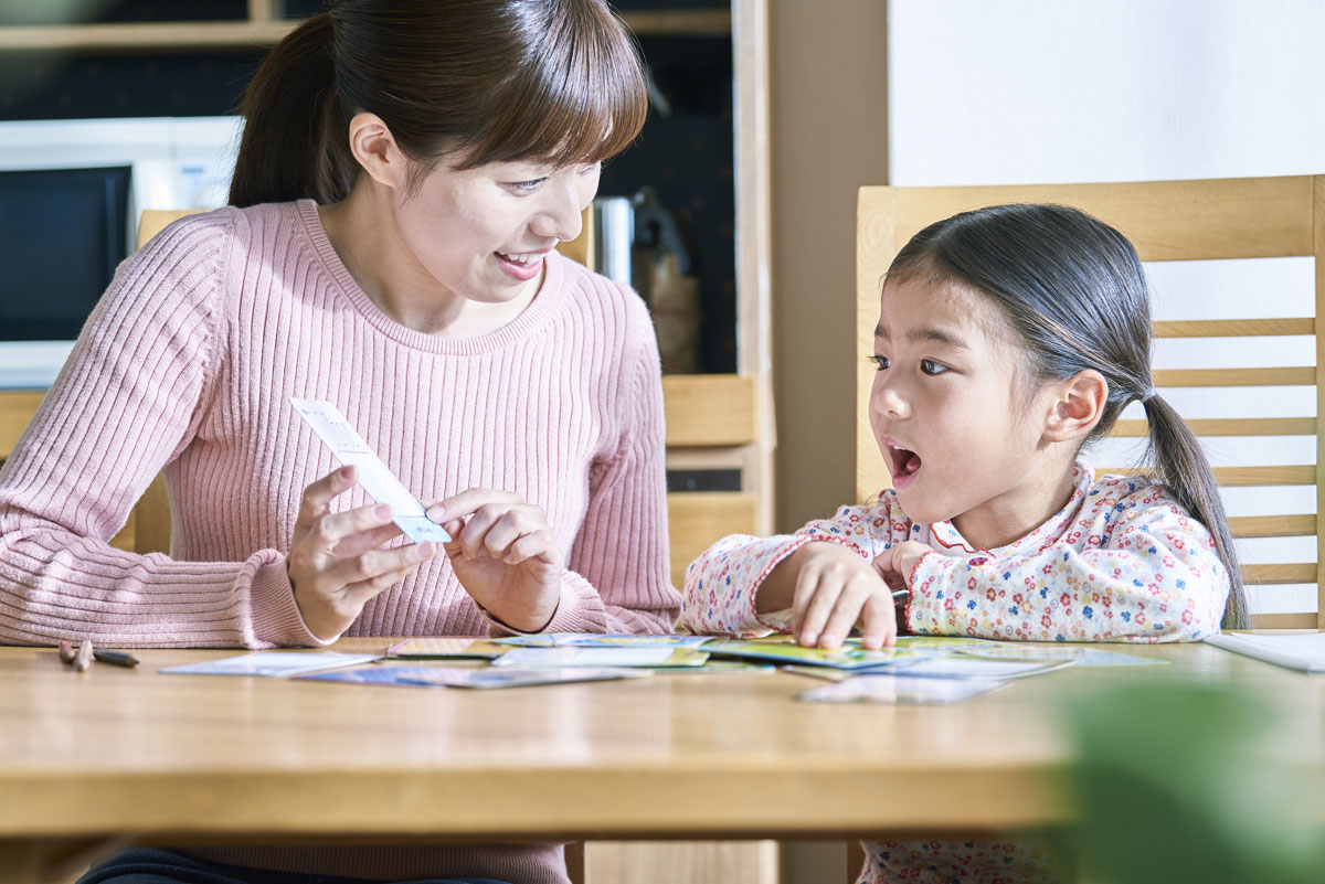 幼児期から始める英語教育 2歳 3歳 4歳の子供におすすめの教材とご家庭でもできる教え方 七田式lab