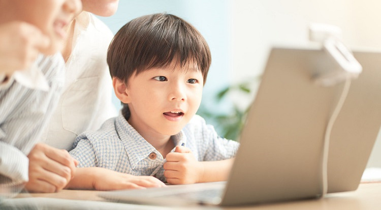 小学校のプログラミング教育「年長から育てたい」３つの力