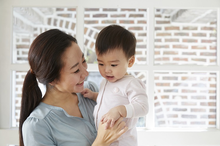 子供に言葉を覚えさせるにはどうしたら良い？おうちで簡単にできる5つの取り組みをご紹介！